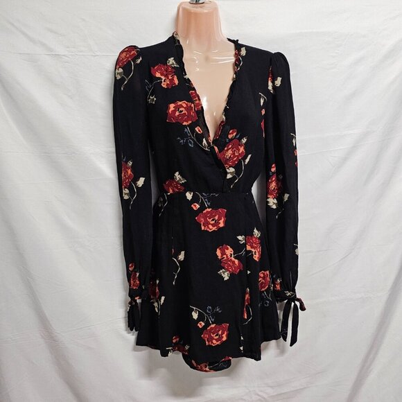 Reformation Floral Wrap Short Dress Women Size XS Black - Picture 11 of 16